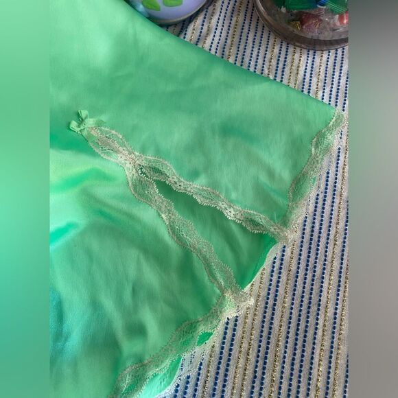 Victoria’s Secret Chemise Gown Green Satin Lace Lingerie Slip Sz Large NWT - Picture 8 of 11